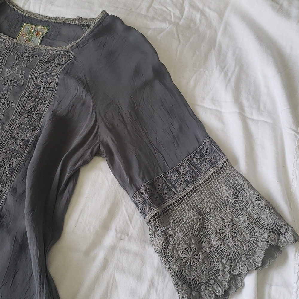 Johnny Was Boho Embroidered Lace Tunic Top, Grey, Size XS - Picture 6 of 13